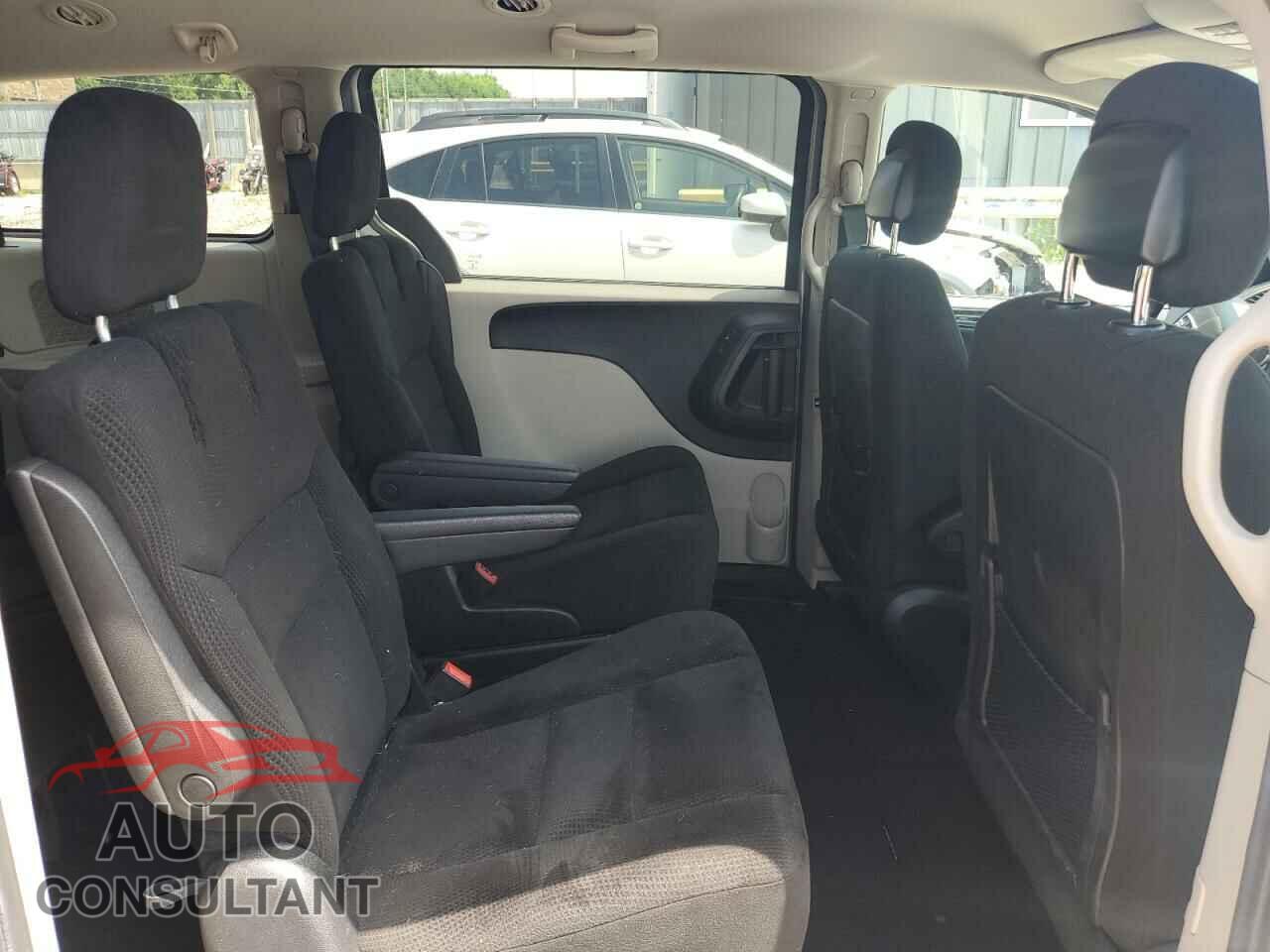 DODGE CARAVAN 2015 - 2C4RDGCG6FR750563