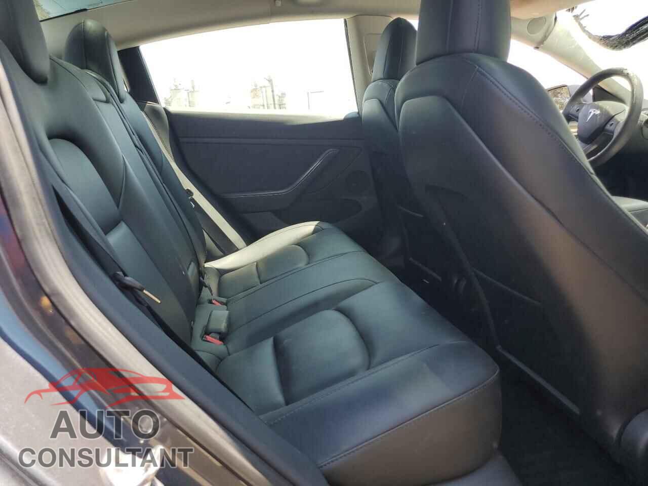 TESLA MODEL 3 2023 - 5YJ3E1EAXPF448053