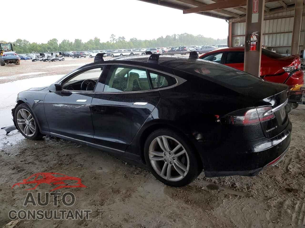 TESLA MODEL S 2014 - 5YJSA1S18EFP32872