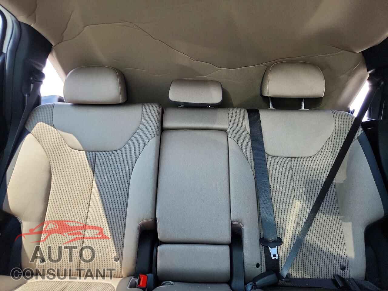 HYUNDAI SANTA FE 2023 - 5NMS14AJ0PH658450