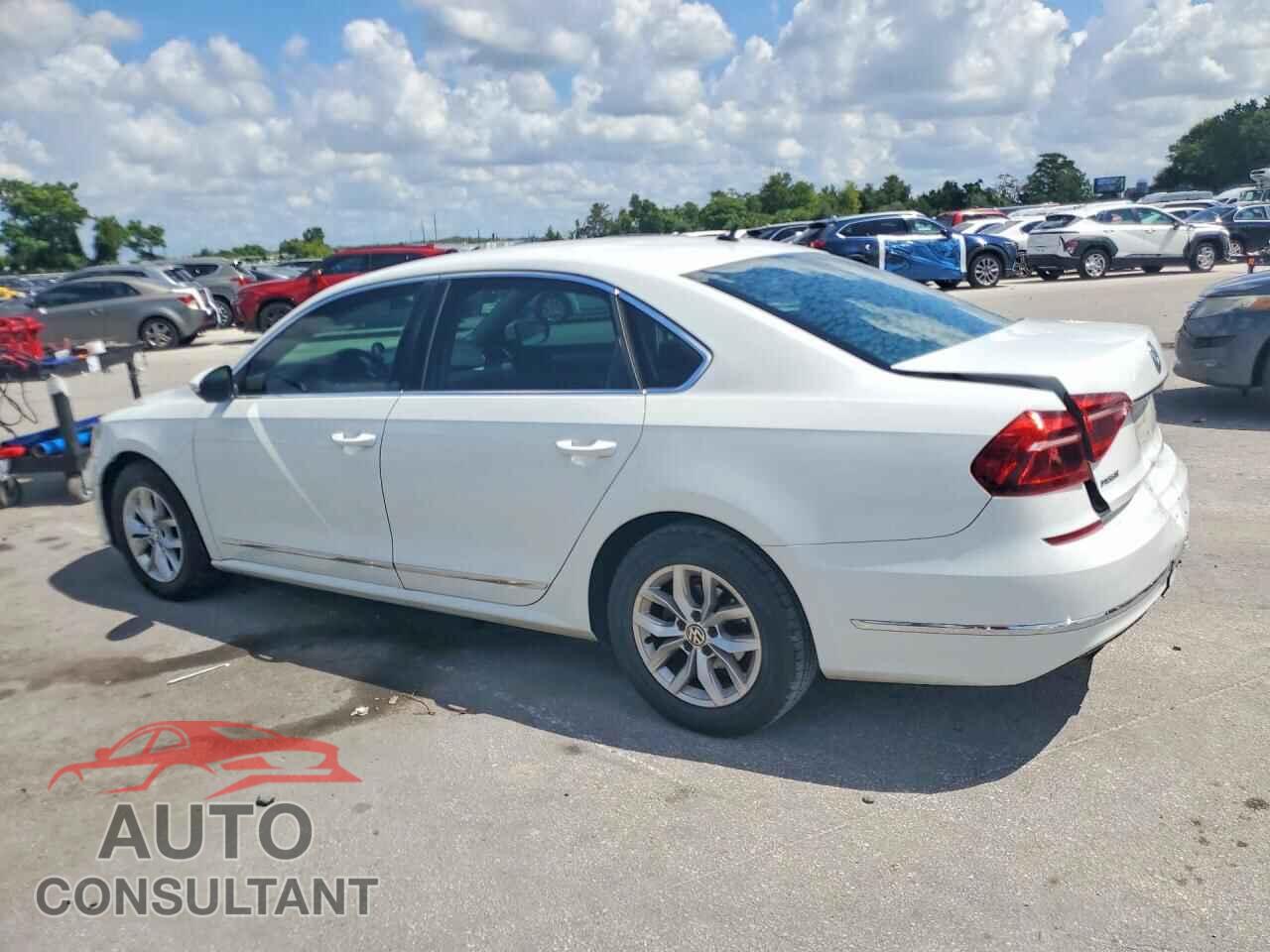 VOLKSWAGEN PASSAT 2017 - 1VWAT7A3XHC085367