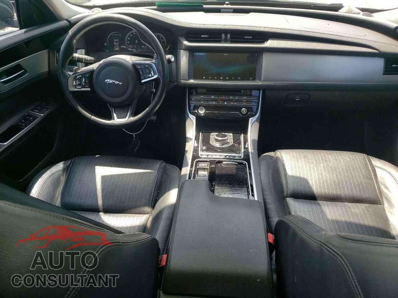 JAGUAR XF 2018 - SAJBE4FX7JCY55110