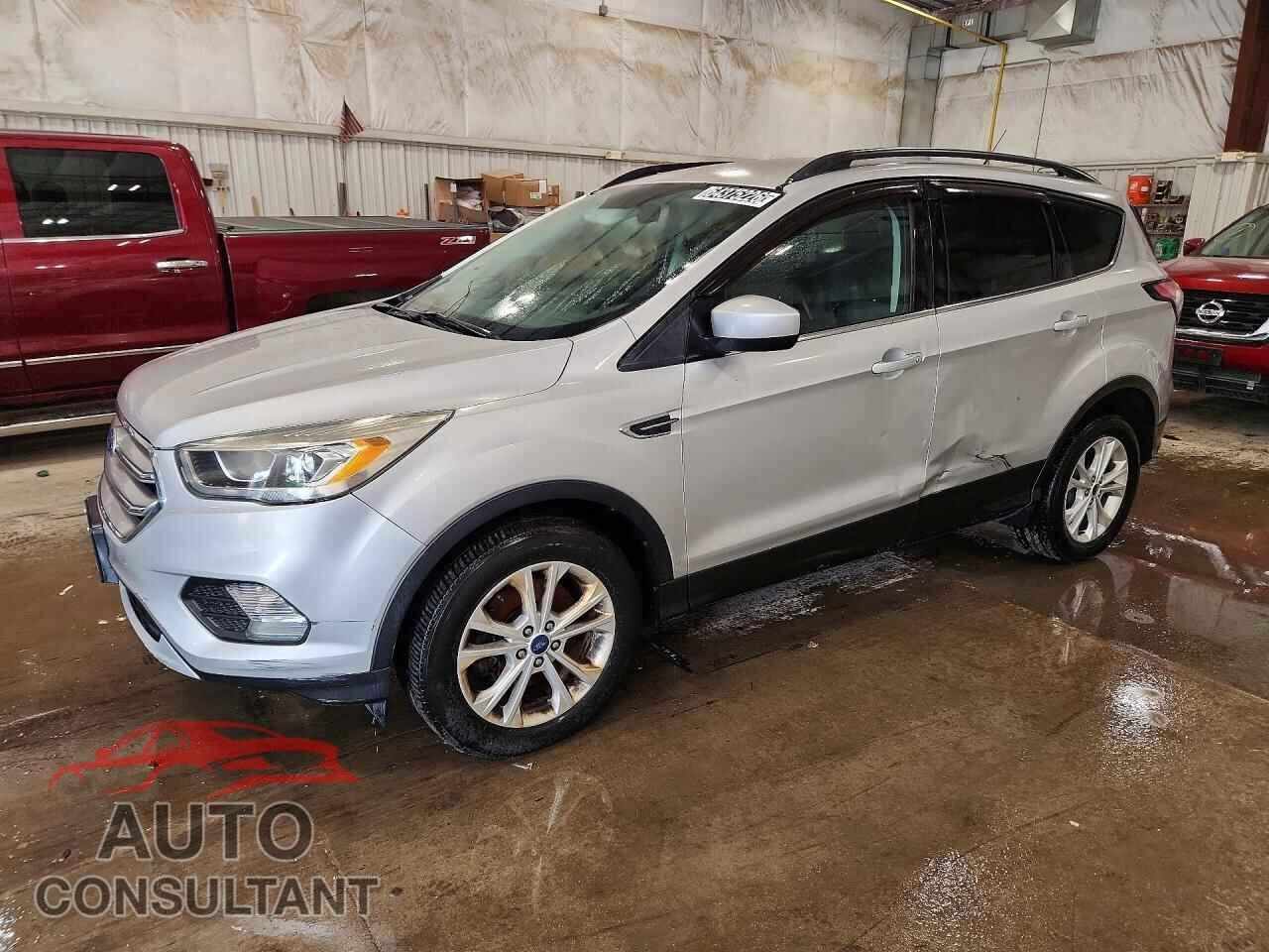 FORD ESCAPE 2017 - 1FMCU9GDXHUC21247