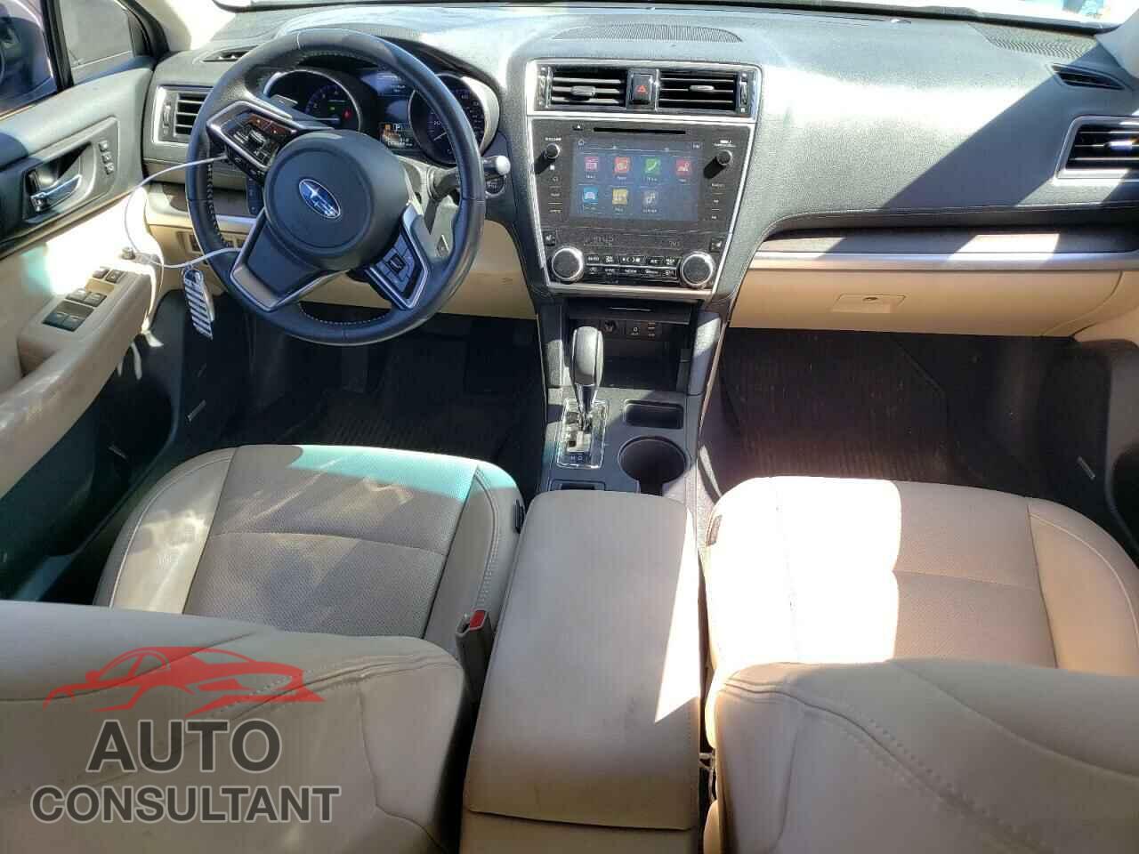 SUBARU OUTBACK 2018 - 4S4BSANC4J3364381
