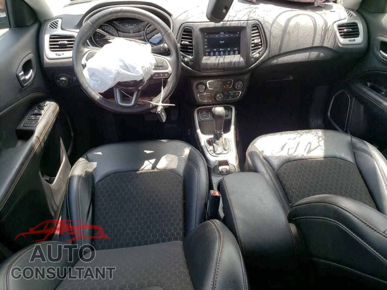 JEEP COMPASS 2020 - 3C4NJCBB4LT235043