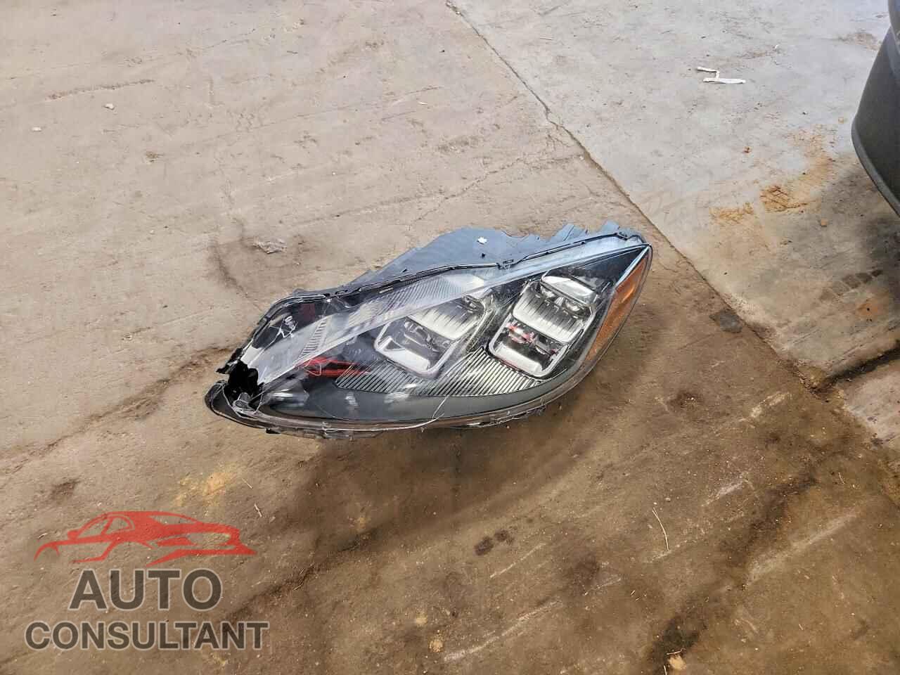 FORD ESCAPE 2020 - 1FMCU9J92LUA11254