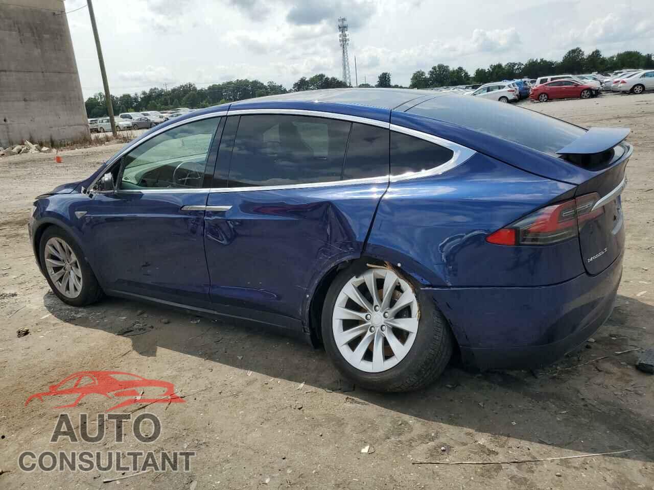 TESLA MODEL X 2016 - 5YJXCBE20GF005321