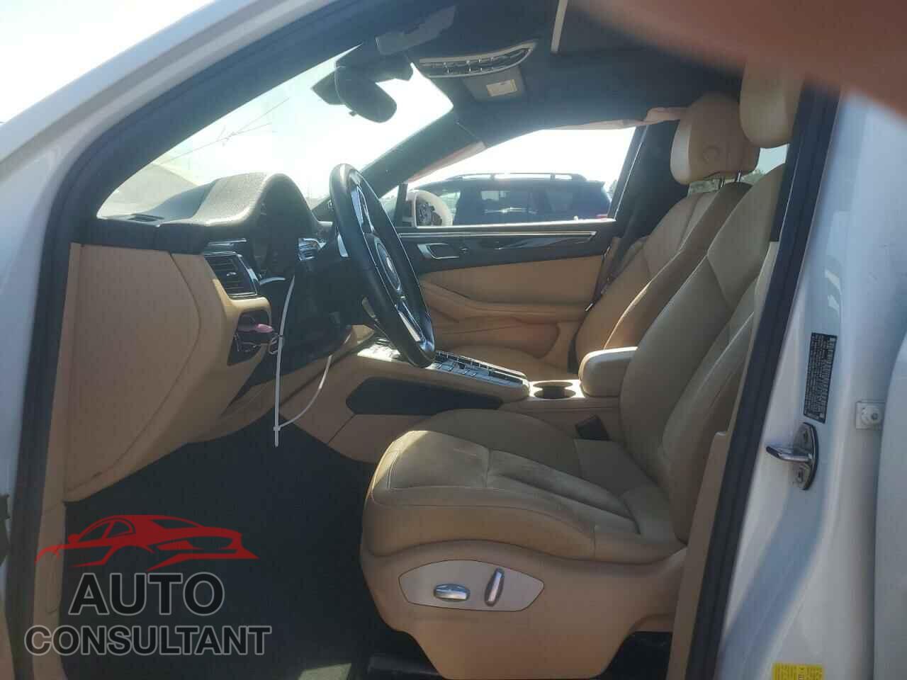 PORSCHE MACAN 2018 - WP1AA2A50JLB19429