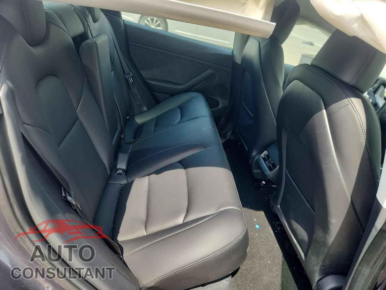 TESLA MODEL 3 2023 - 5YJ3E1EA0PF595403