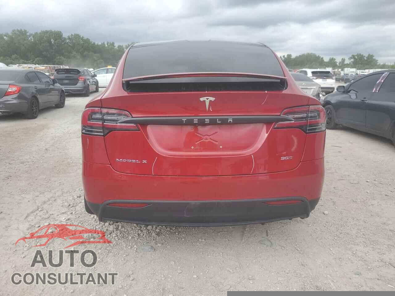 TESLA MODEL X 2016 - 5YJXCAE29GF028588