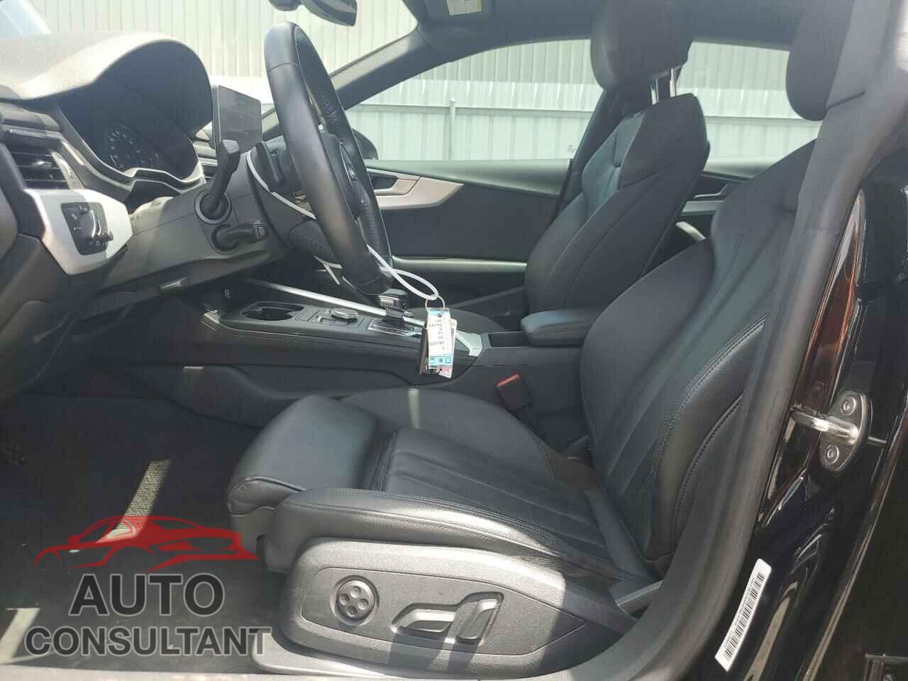 AUDI A5 2019 - WAUDNCF58KA025942