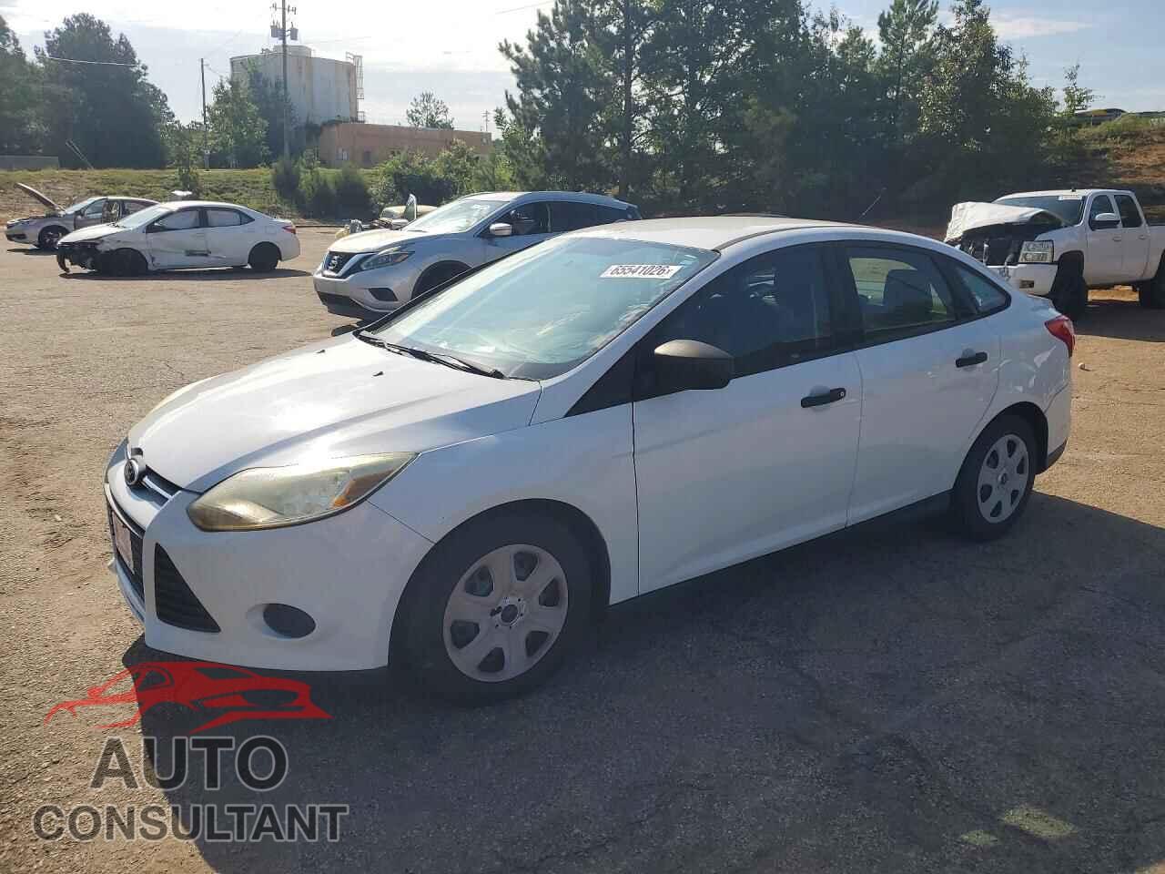 FORD FOCUS 2014 - 1FADP3E26EL272329