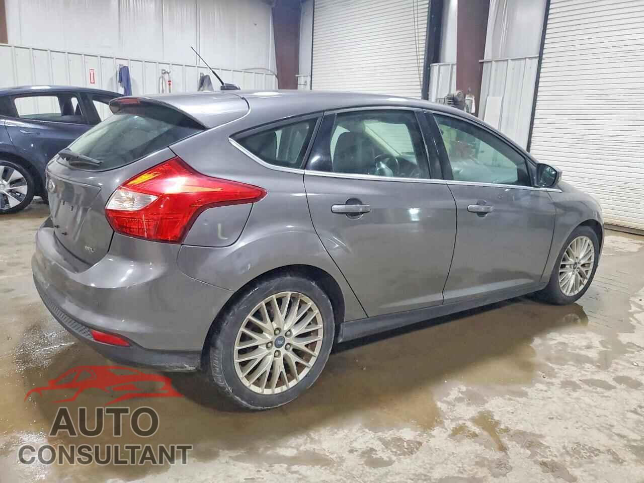 FORD FOCUS 2012 - 1FAHP3M29CL446944