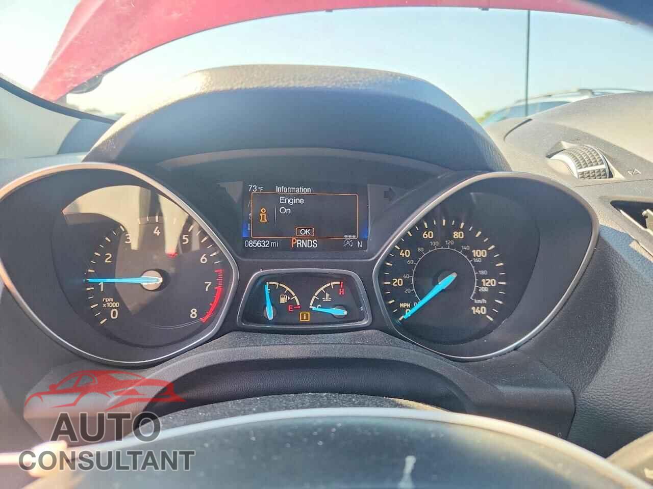 FORD ESCAPE 2017 - 1FMCU9JD3HUC20708