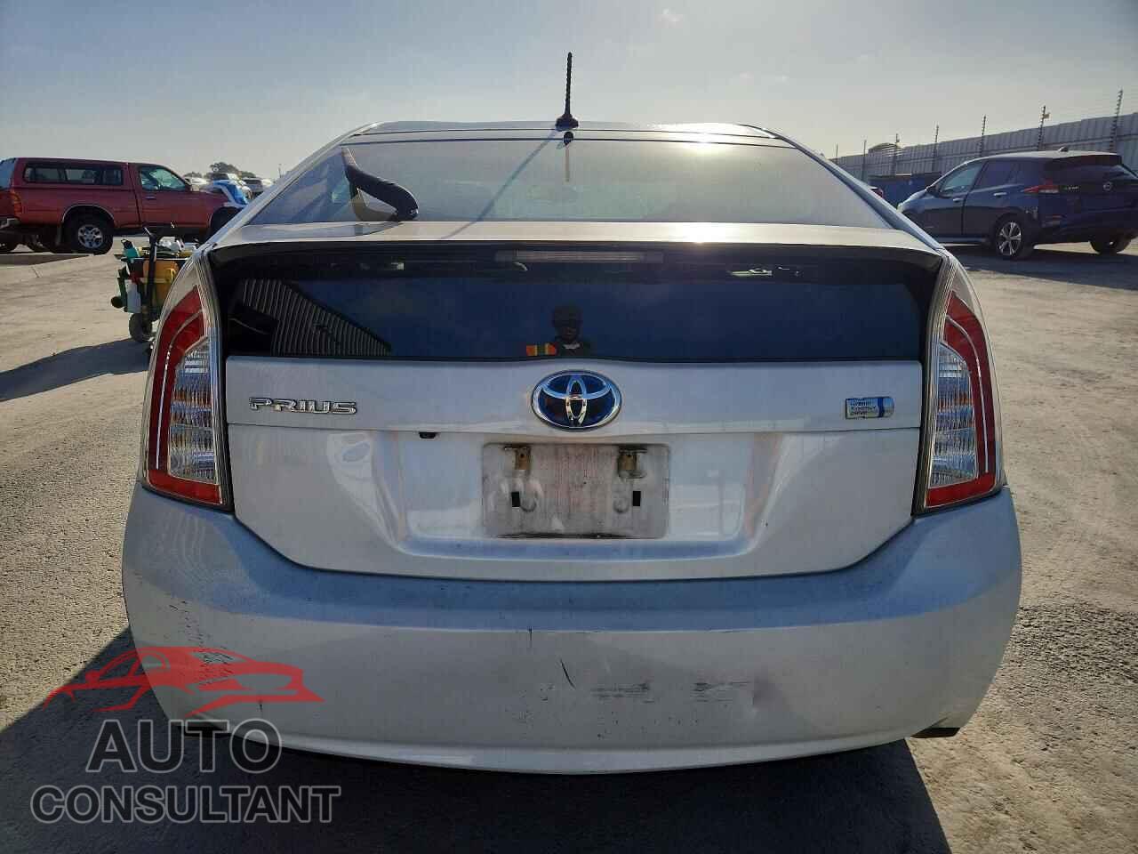 TOYOTA PRIUS 2013 - JTDKN3DU4D5539853