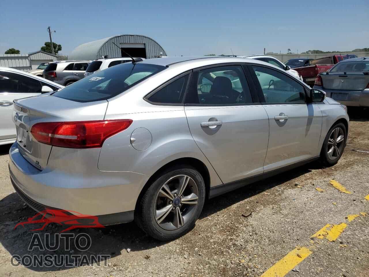 FORD FOCUS 2017 - 1FADP3FE5HL227590