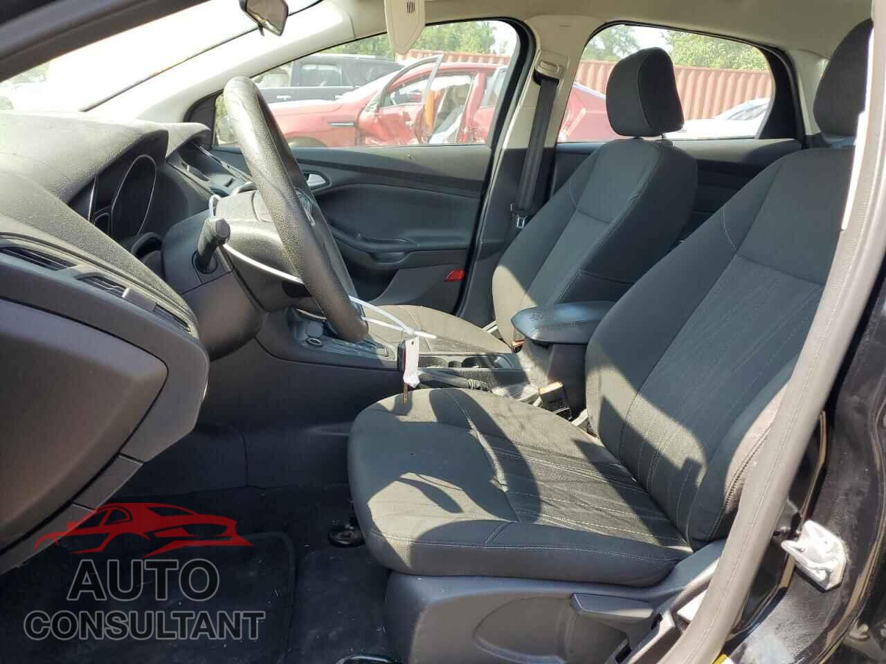 FORD FOCUS 2016 - 1FADP3F28GL201053