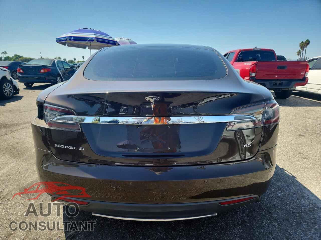 TESLA MODEL S 2014 - 5YJSA1H16EFP61004