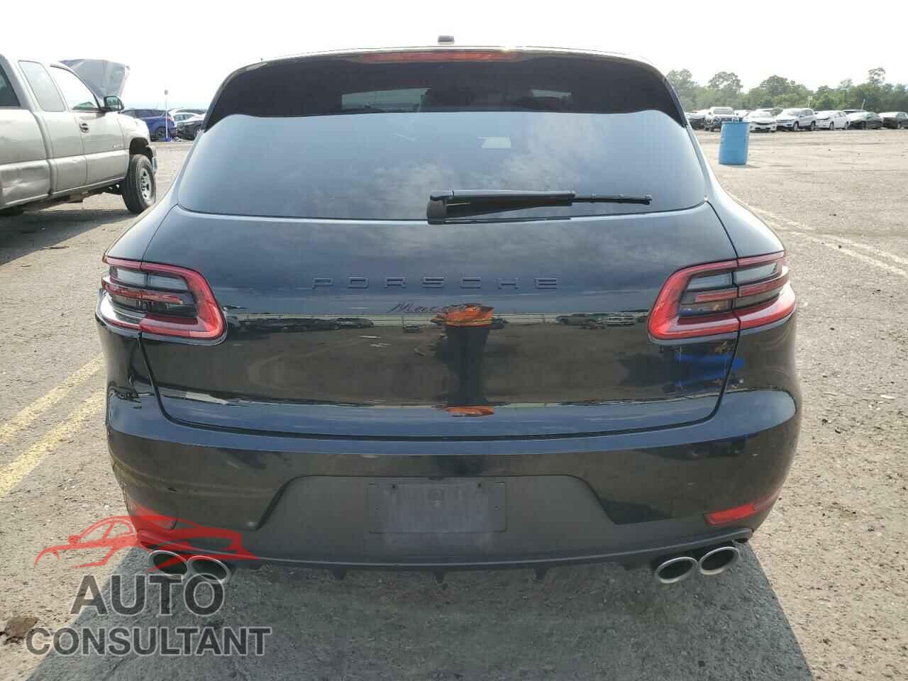 PORSCHE MACAN 2018 - WP1AA2A58JLB24121