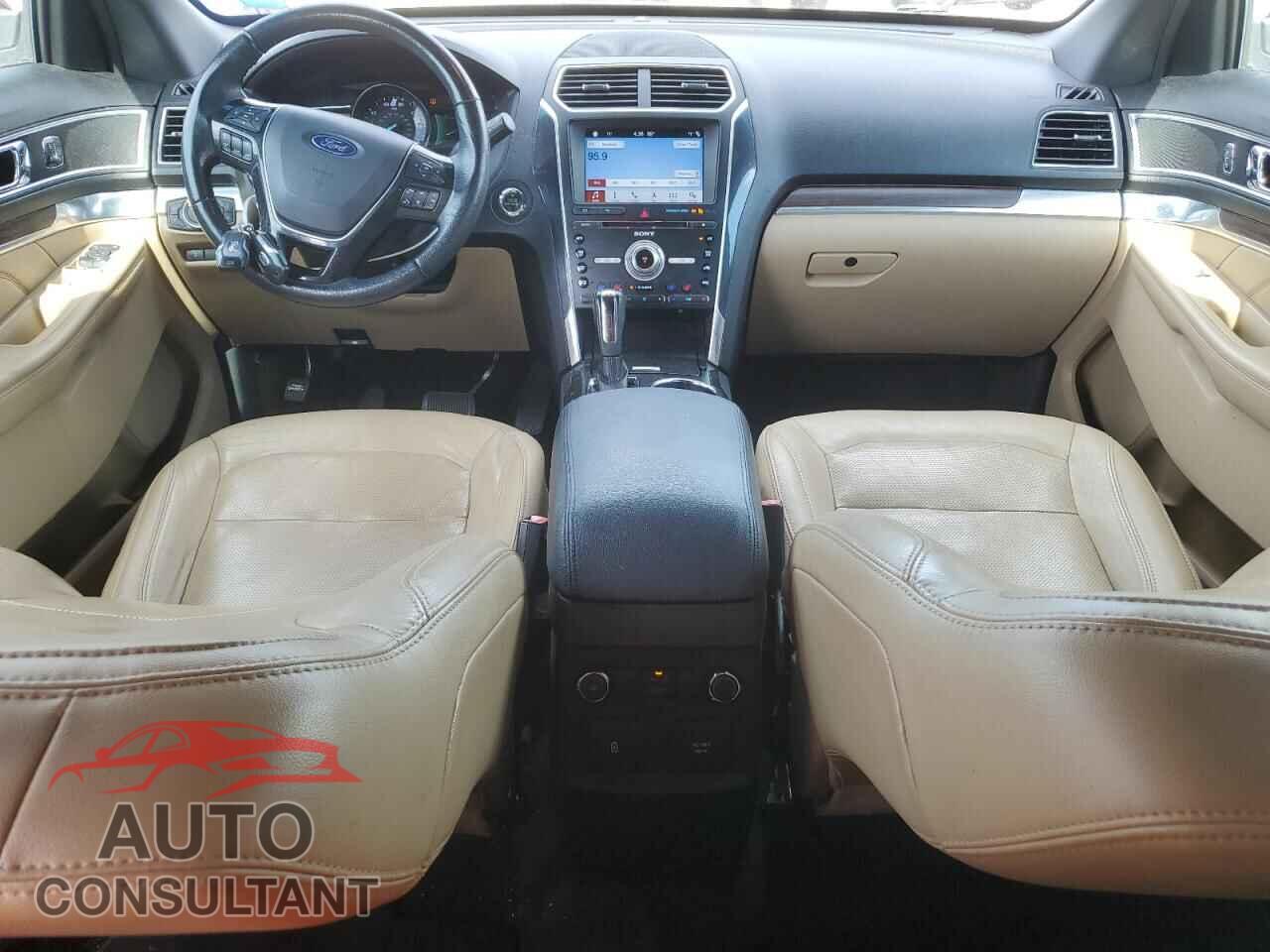 FORD EXPLORER 2017 - 1FM5K7F81HGC37553
