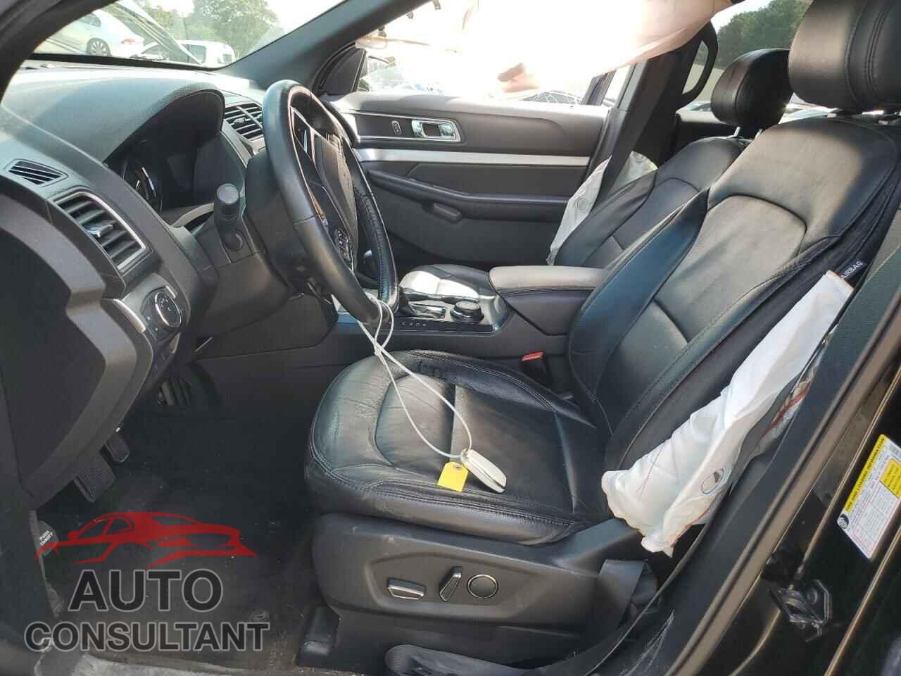 FORD EXPLORER 2017 - 1FM5K8D88HGE07500