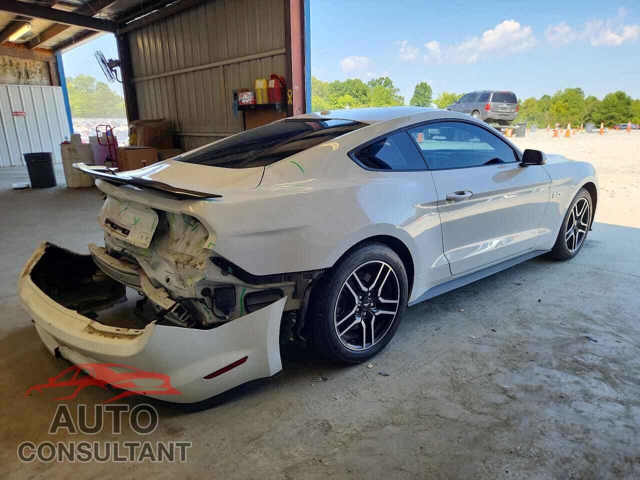 FORD MUSTANG 2020 - 1FA6P8CF2L5123753