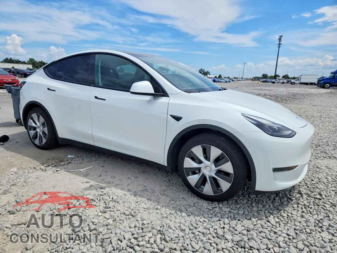 TESLA MODEL Y 2023 - 7SAYGAEE1PF780520