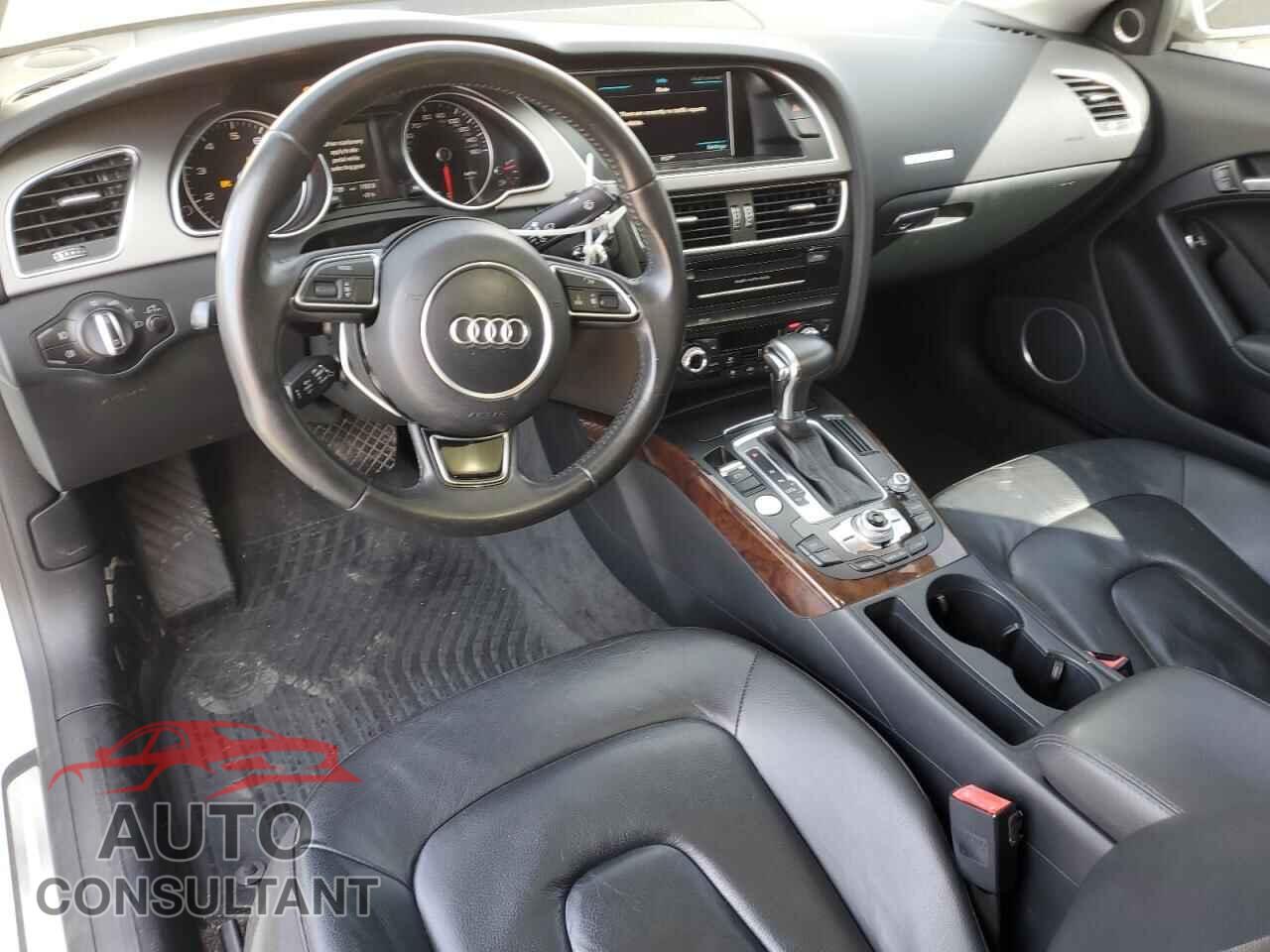 AUDI A5 2013 - WAULFAFR0DA039952
