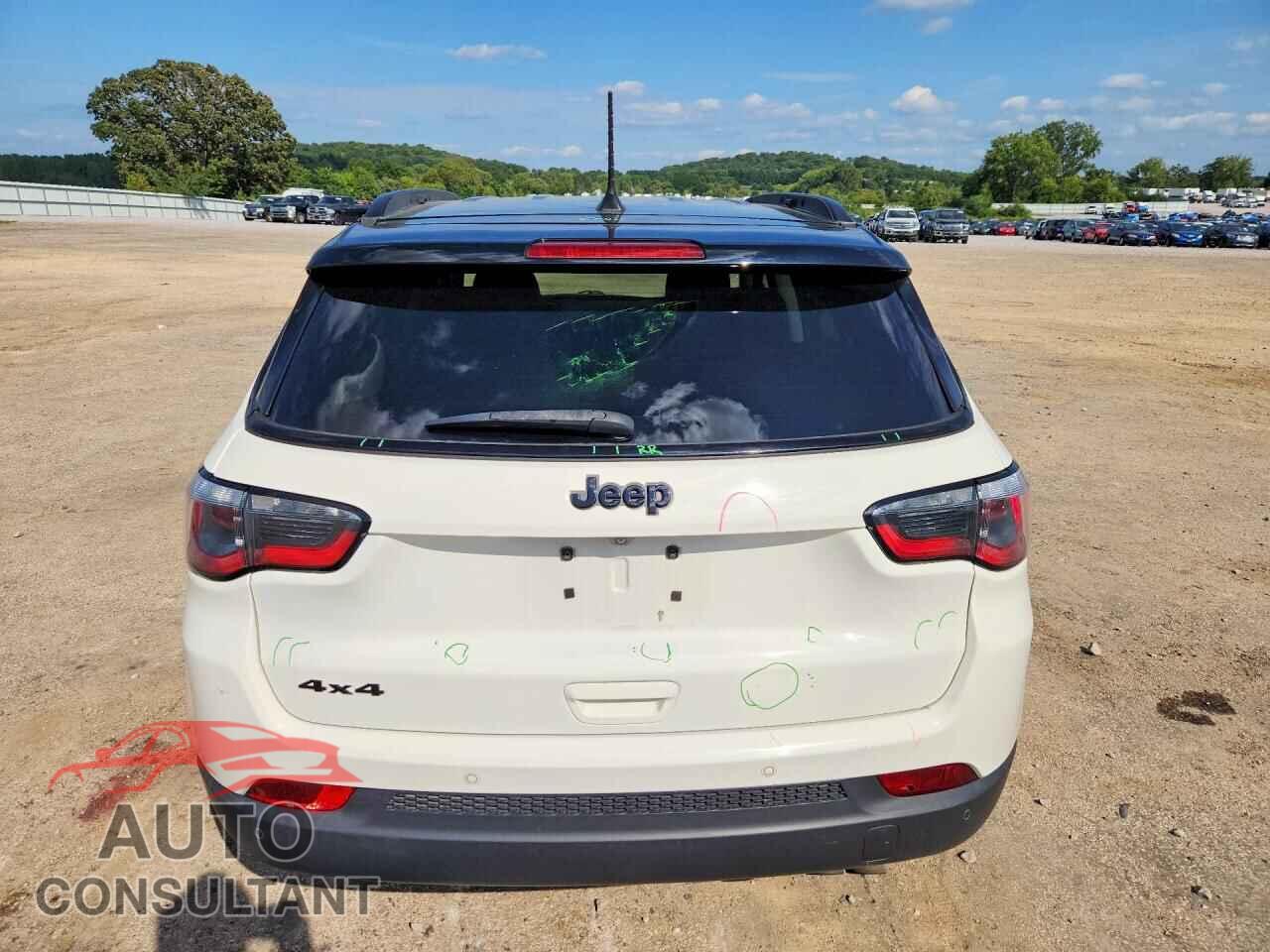 JEEP COMPASS 2019 - 3C4NJDCB3KT712077