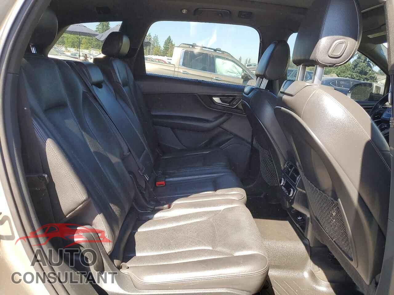 AUDI Q7 2017 - WA1LAAF73HD019242