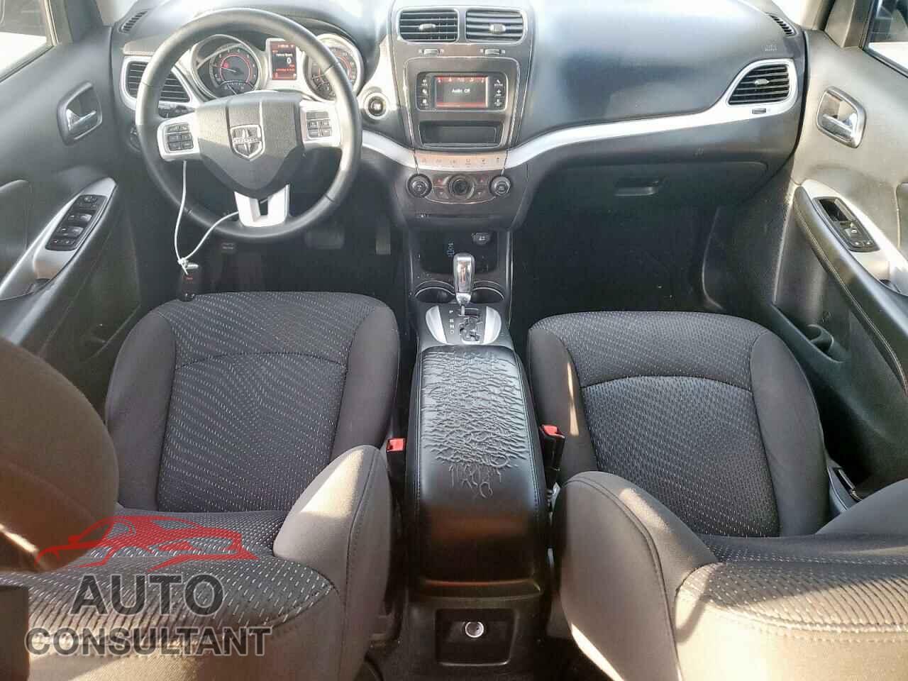 DODGE JOURNEY 2017 - 3C4PDCBB1HT554665