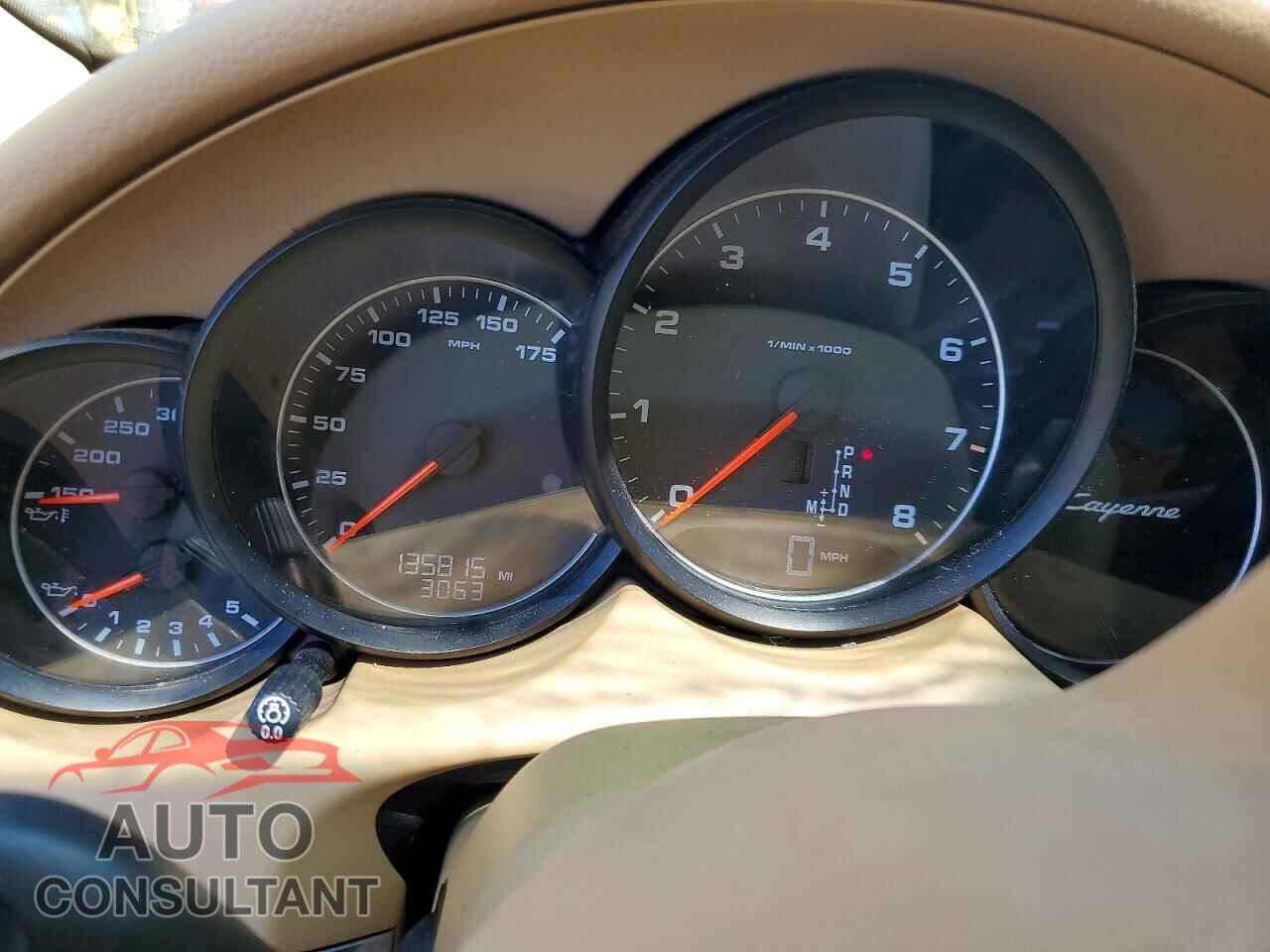 PORSCHE CAYENNE 2012 - WP1AA2A2XCLA08931
