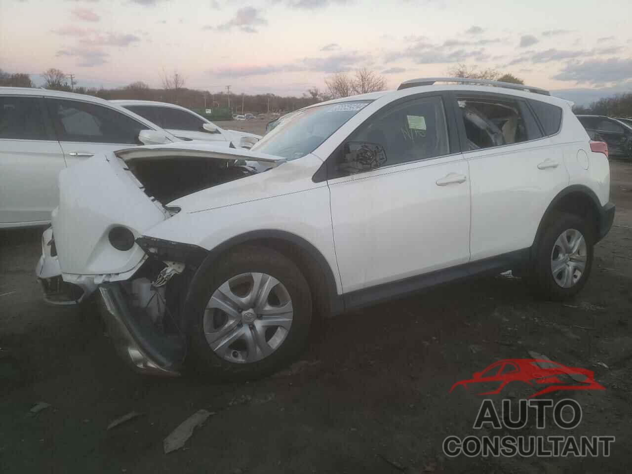 TOYOTA RAV4 2015 - JTMBFREV9FD149850