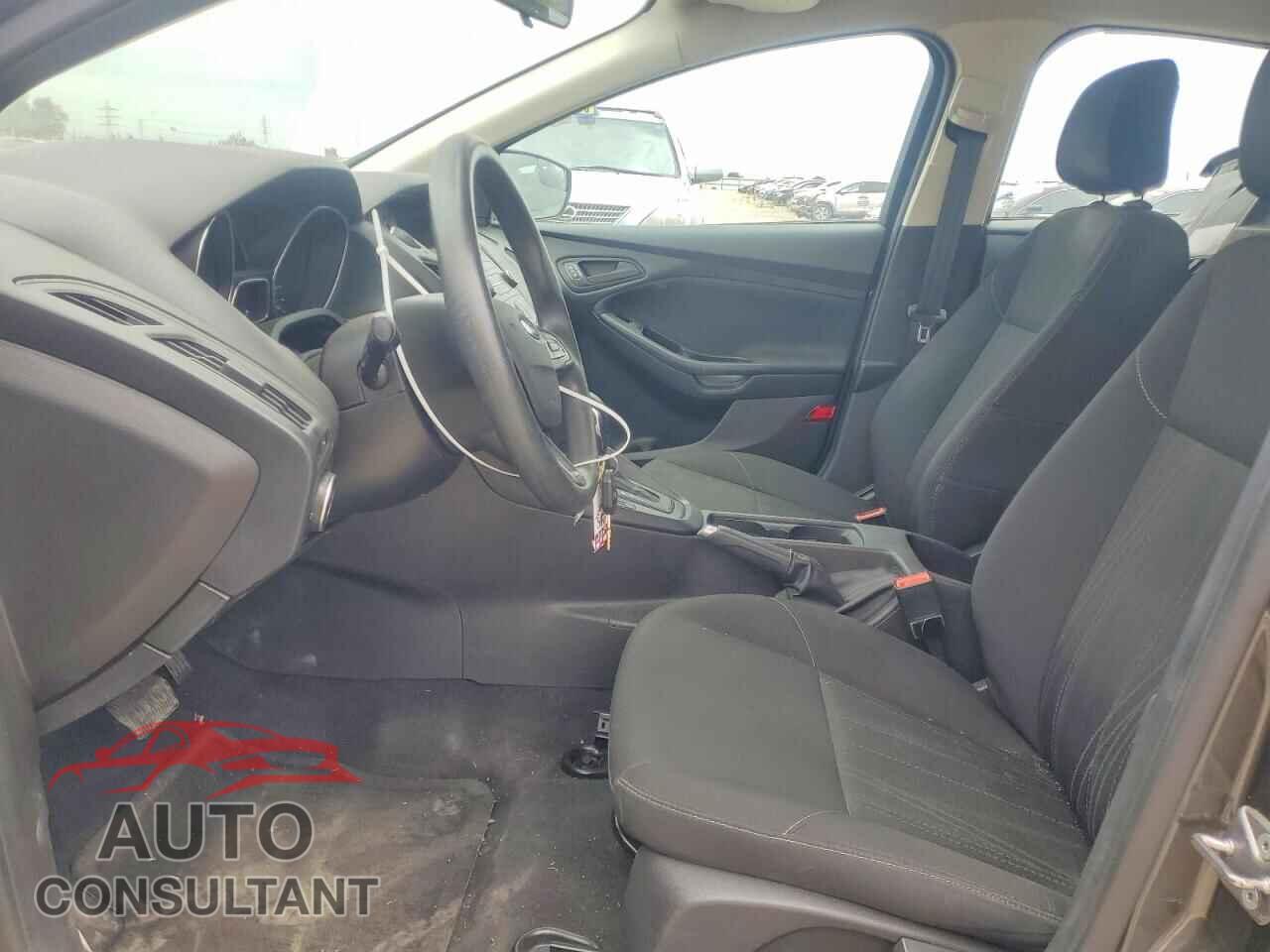 FORD FOCUS 2016 - 1FADP3E23GL209482