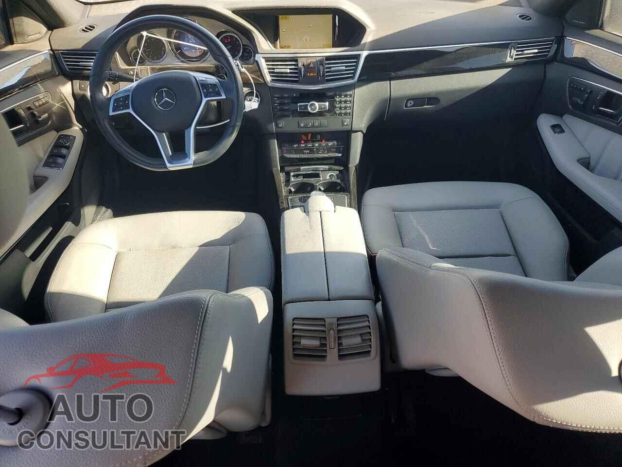 MERCEDES-BENZ E-CLASS 2012 - WDDHF5KBXCA611753