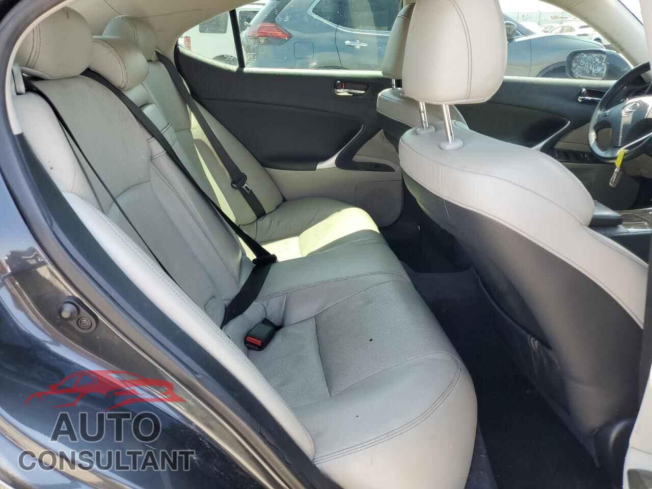 LEXUS IS 2010 - JTHBE5C29A5024840