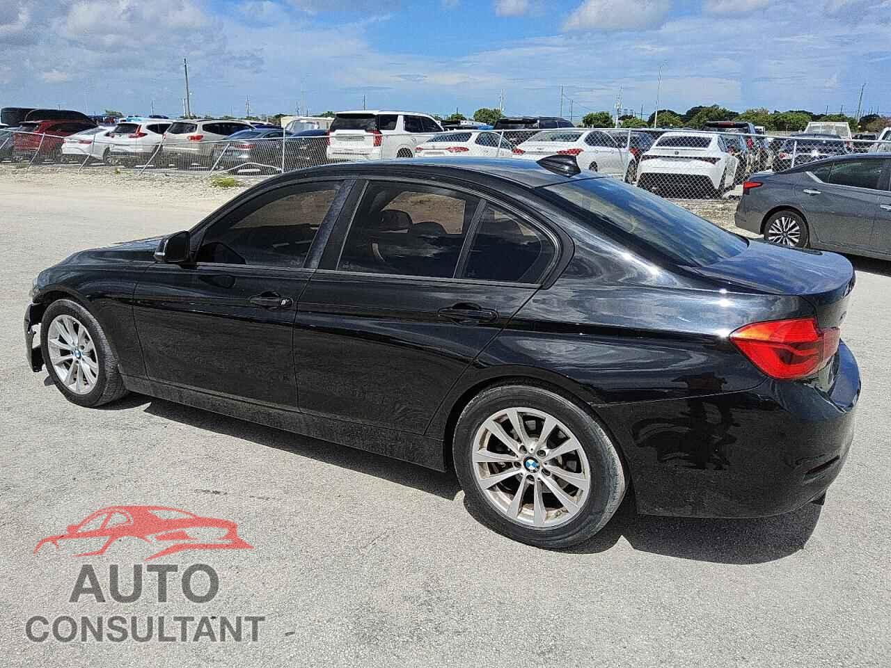 BMW 3 SERIES 2018 - WBA8A3C58JA489622