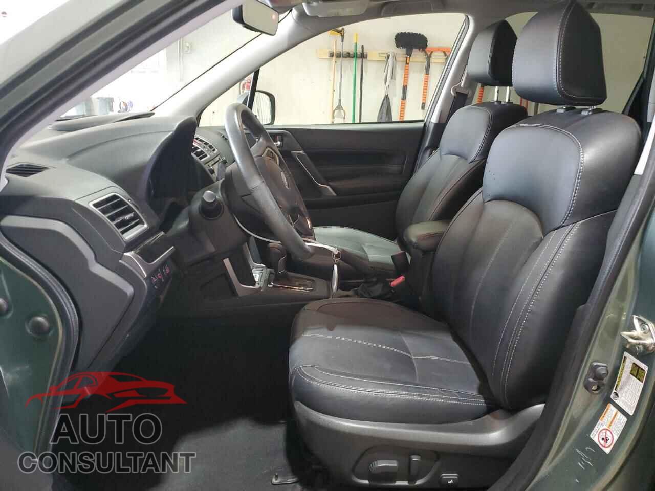 SUBARU FORESTER 2017 - JF2SJAWC3HH572918