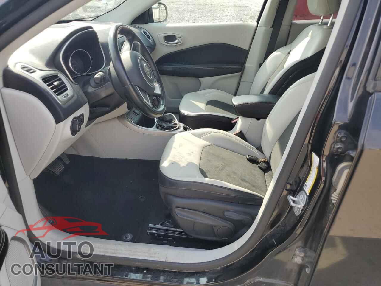 JEEP COMPASS 2019 - 3C4NJCBB8KT769743
