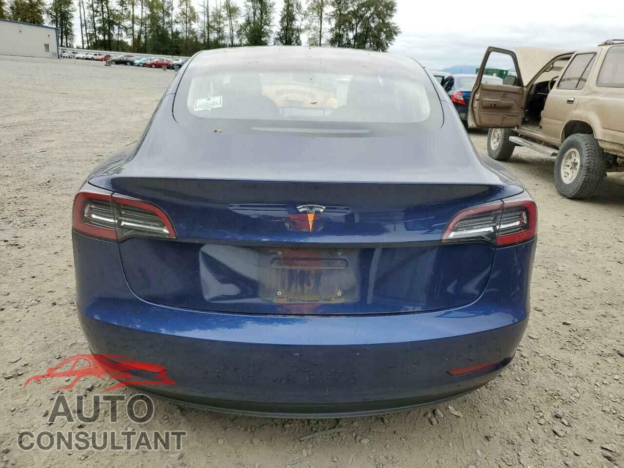 TESLA MODEL 3 2018 - 5YJ3E1EA1JF102576