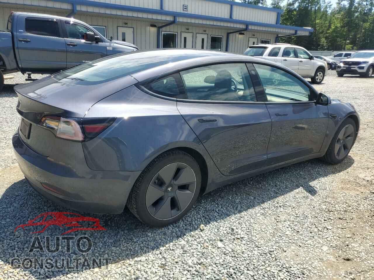 TESLA MODEL 3 2021 - 5YJ3E1EA9MF048755