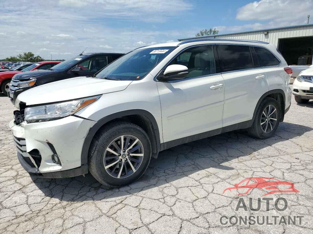 TOYOTA HIGHLANDER 2019 - 5TDJZRFH9KS920625