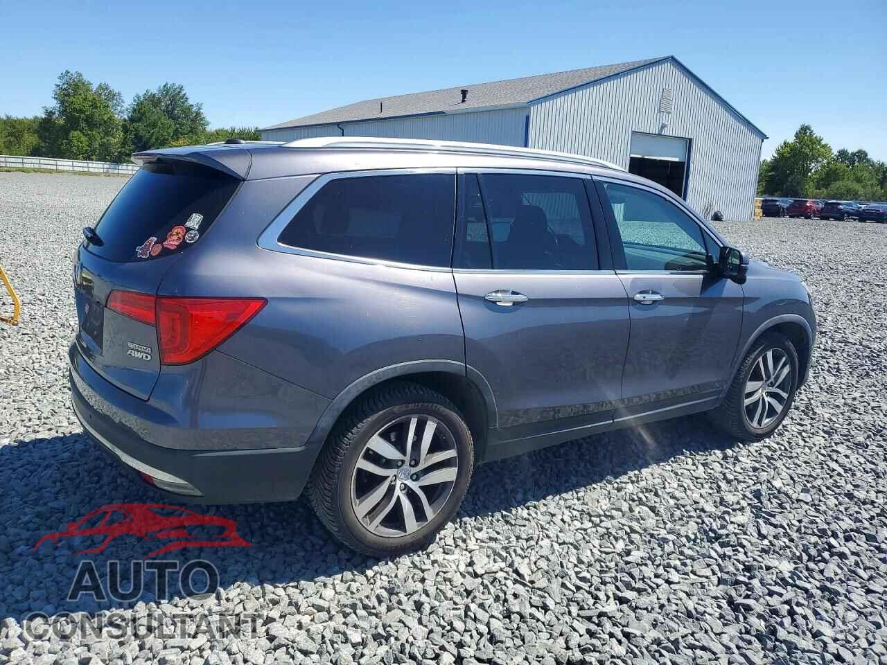 HONDA PILOT 2017 - 5FNYF6H95HB018630