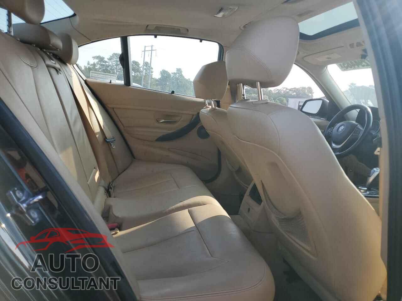 BMW 3 SERIES 2012 - WBA3A5C55CF256308