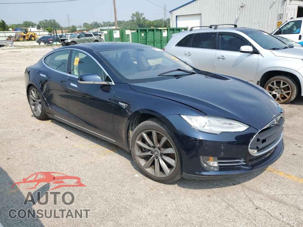 TESLA MODEL S 2013 - 5YJSA1CPXDFP05593