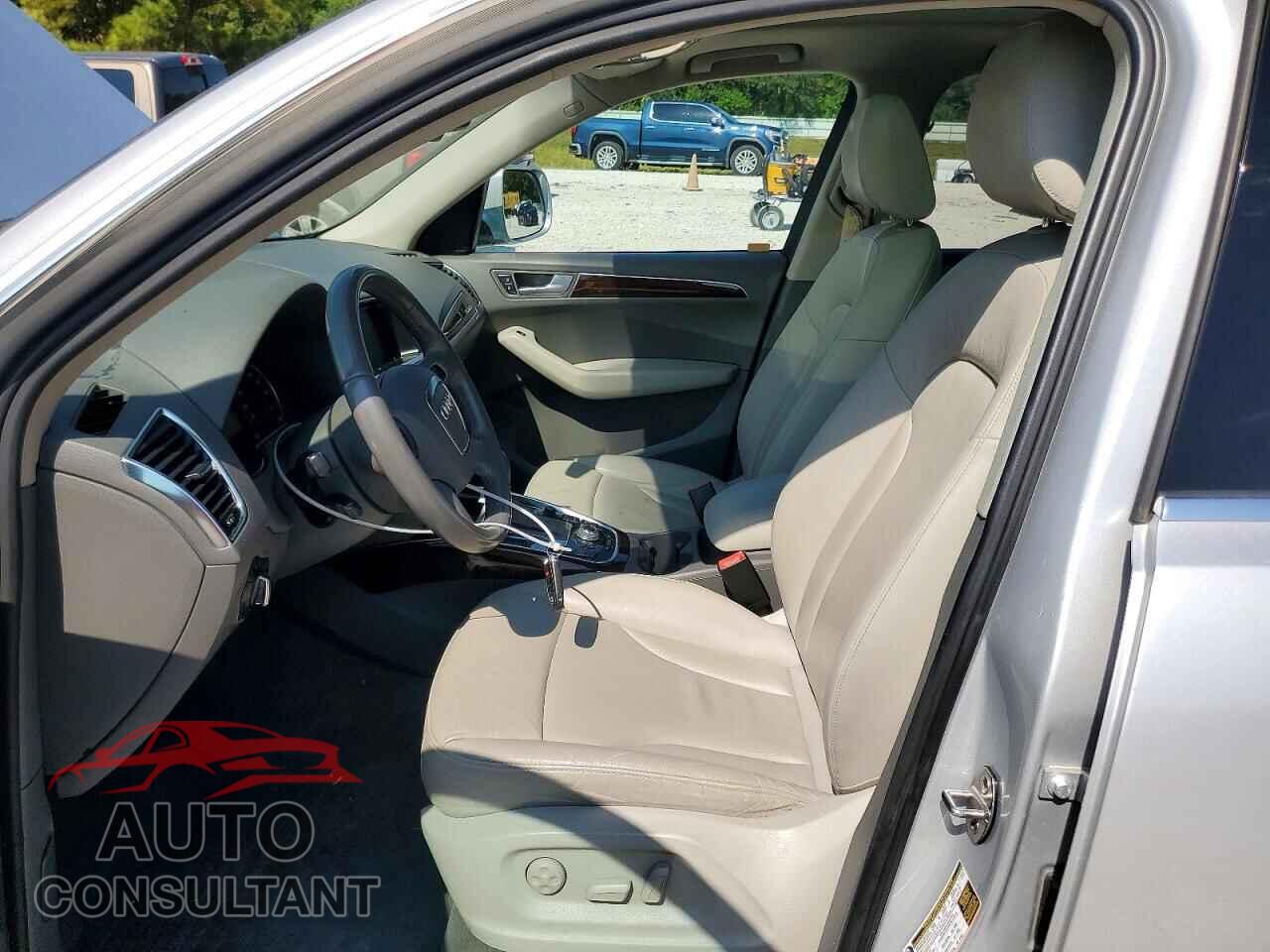 AUDI Q5 2012 - WA1DKAFP7CA024228