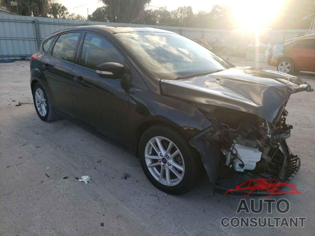 FORD FOCUS 2017 - 1FADP3K28HL322947