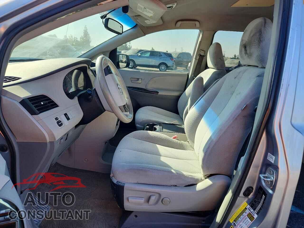 TOYOTA SIENNA 2012 - 5TDKK3DC4CS237231