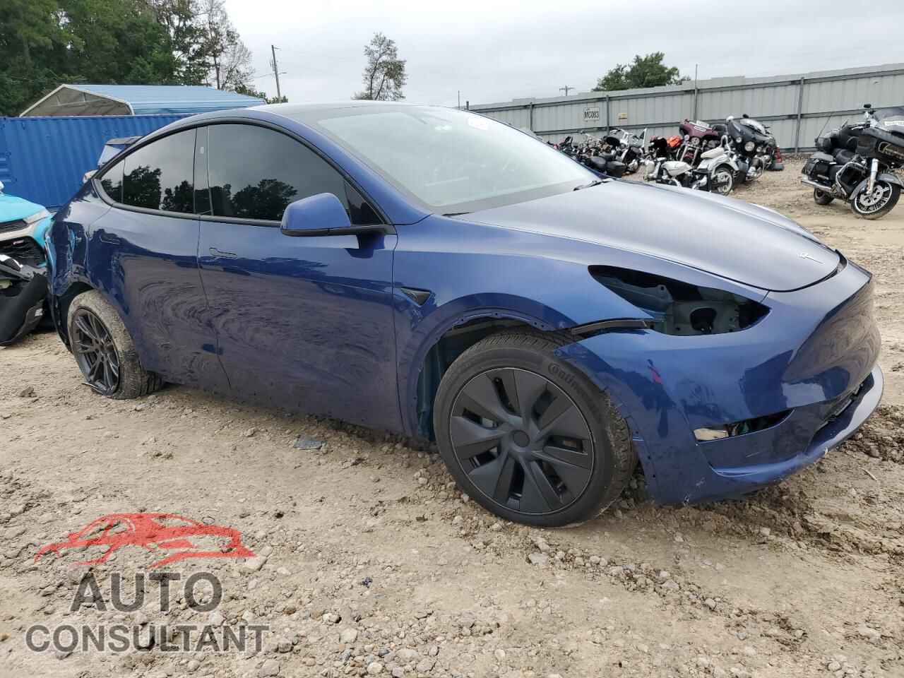 TESLA MODEL Y 2024 - 7SAYGDEE6RA332632
