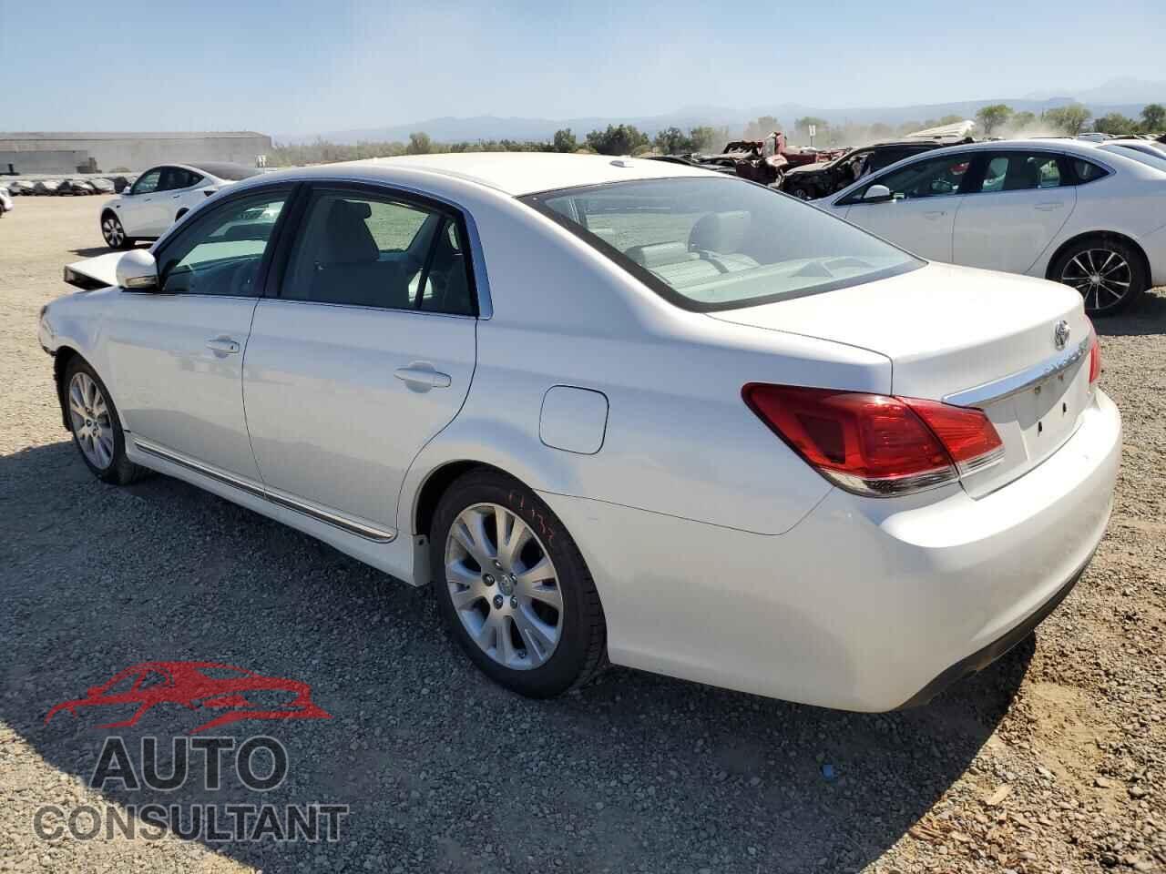 TOYOTA AVALON 2012 - 4T1BK3DB3CU450220